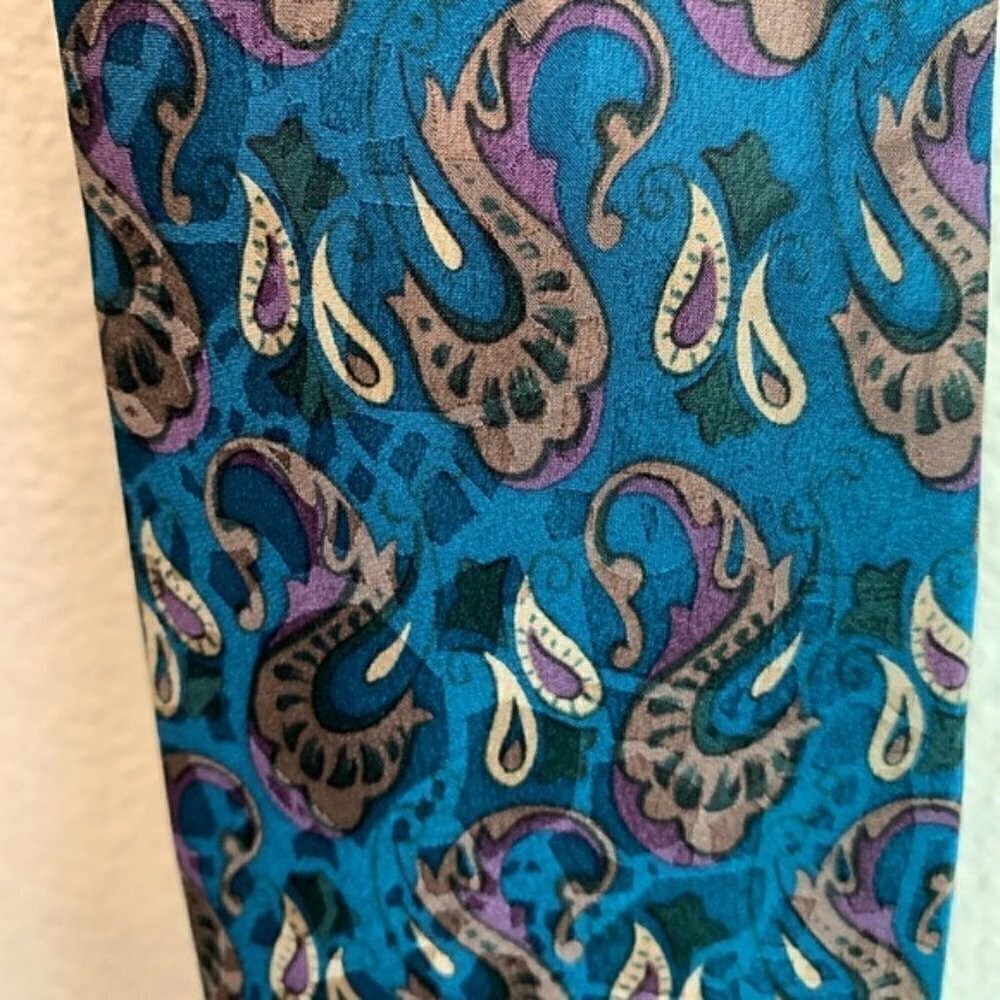 Christian Dior Paisley Silk Neckwear Tie Vintage - Picture 6 of 8